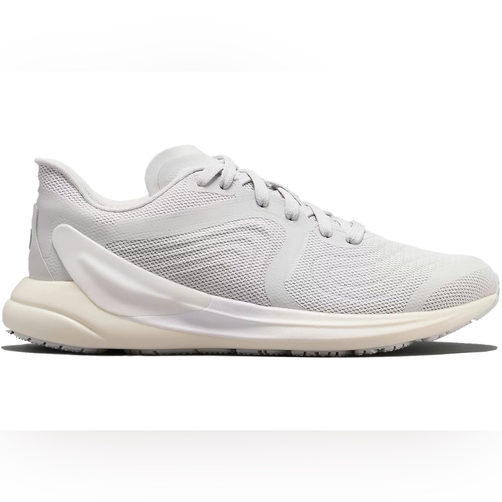 Lululemon Blissfeel 2 Womens Running Shoe silver white size 11
